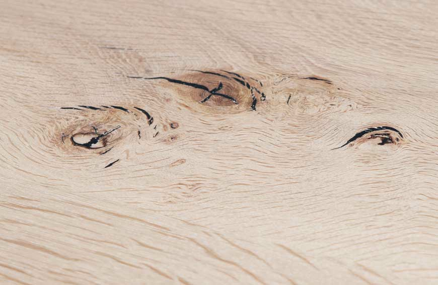 detail of table in French oak by Heerenhuis